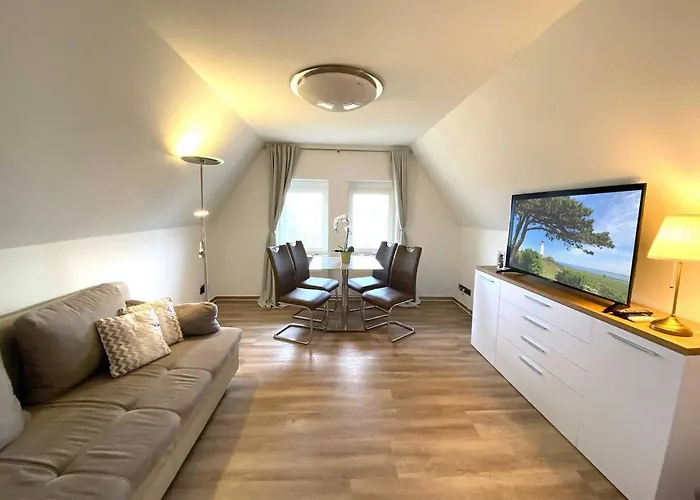 Апартаменты Suederhaus Hiddensee App 11 *